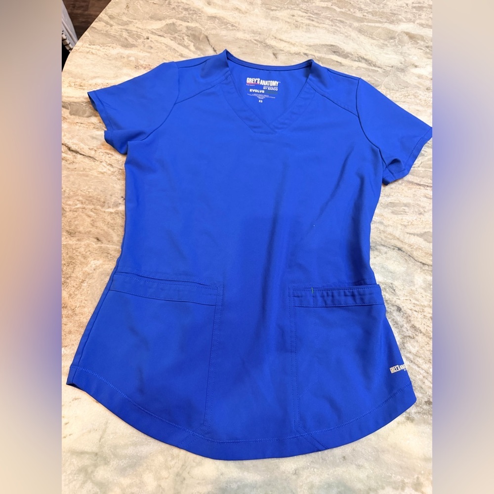 Grey’s Anatomy Evolve Stretch XS Royal Blue Scrub Top Barco
